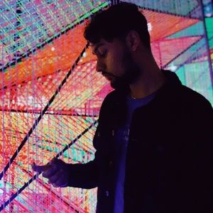 Meet your Posher, Zain